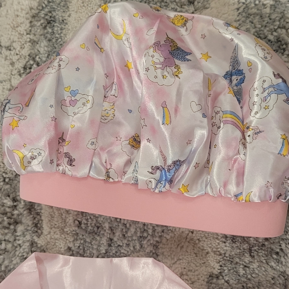 Cute Play satin Pink girl robe with pink sleeper hat, new, no tags, age size 8. - Picture 4 of 8